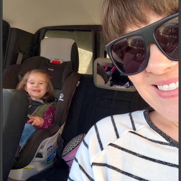 Meet your Posher, Amy - Picture 1 of 1